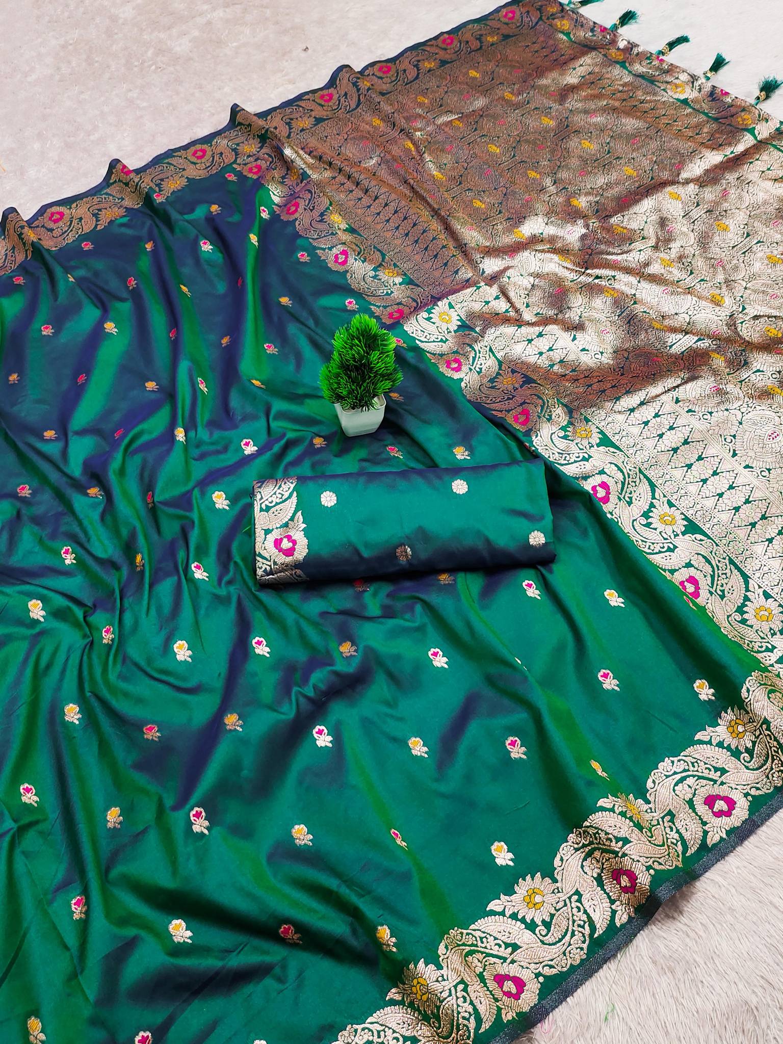 Green Shahi Banarasi Silk Saree with Meenakari Rich Pallu